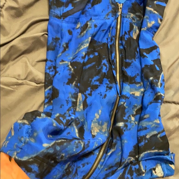 *Beautiful Blue Silk Dress* - Picture 8 of 8